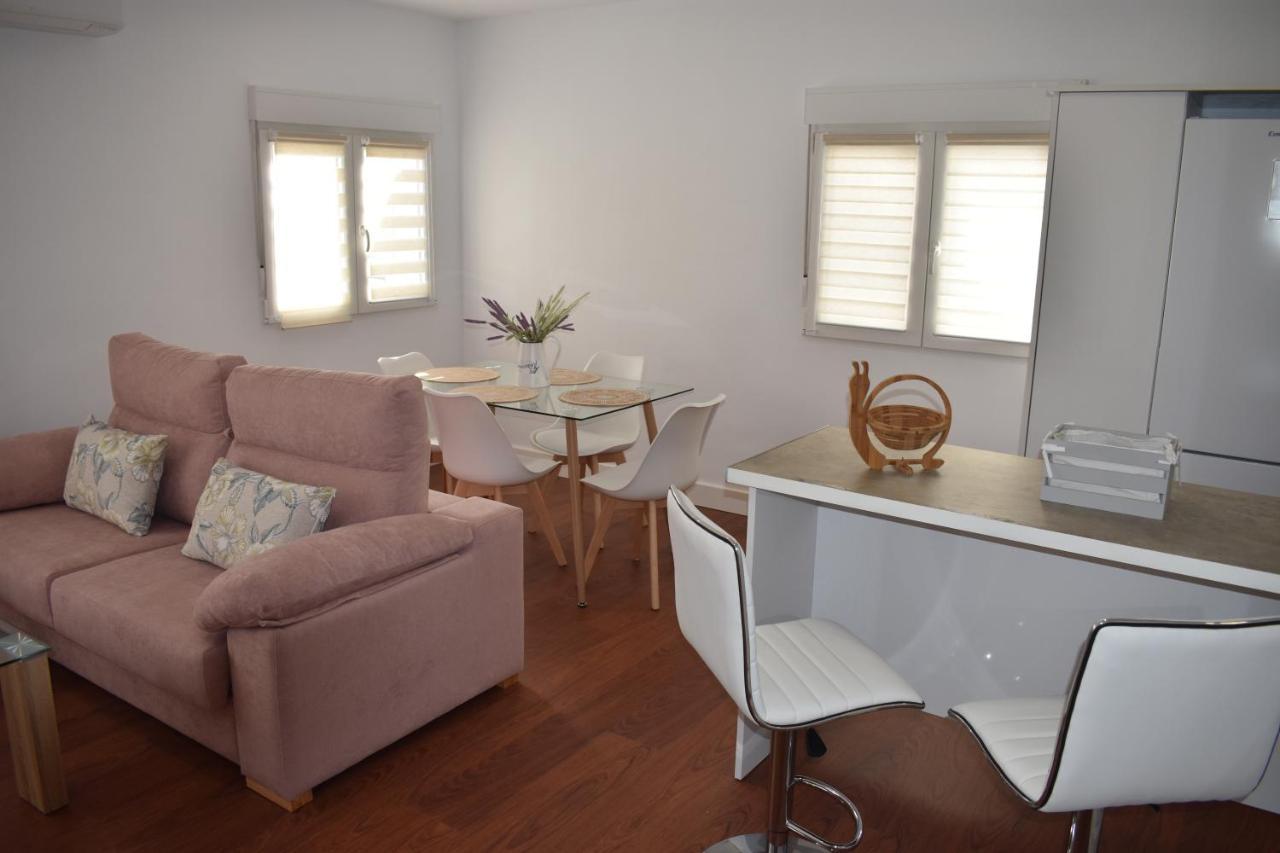Apartamentos R66 Касерес Екстер'єр фото